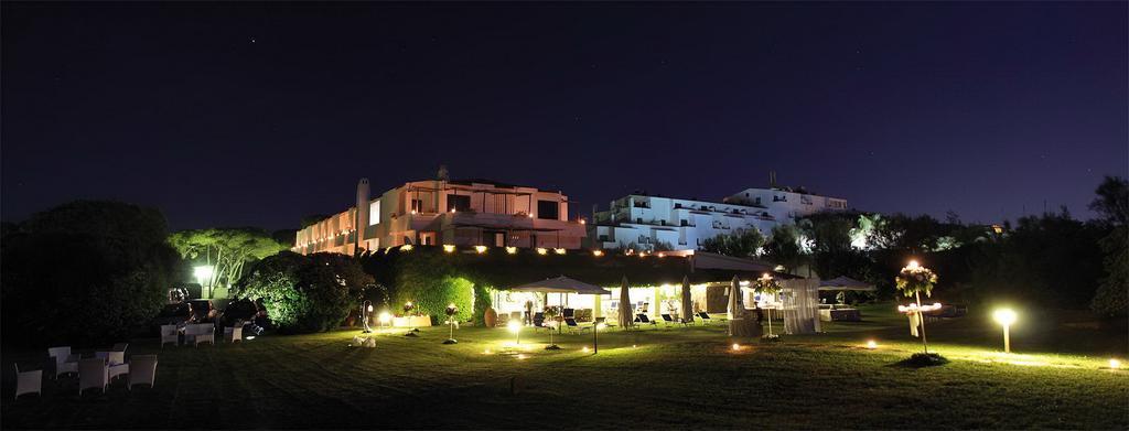 Hotel Della Baia Baia Domizia Exteriör bild